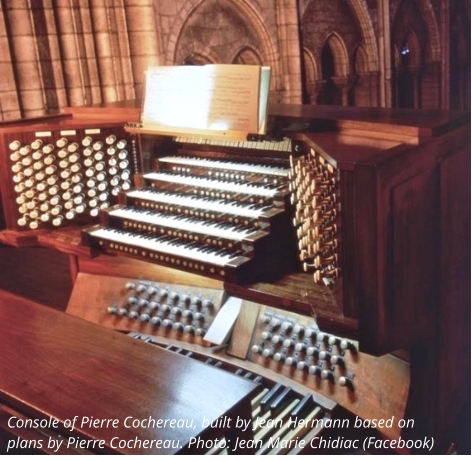 Console of Pierre Cochereau, built by Jean Hermann based on plans by Pierre Cochereau. Photo: Jean Marie Chidiac (Facebook)
